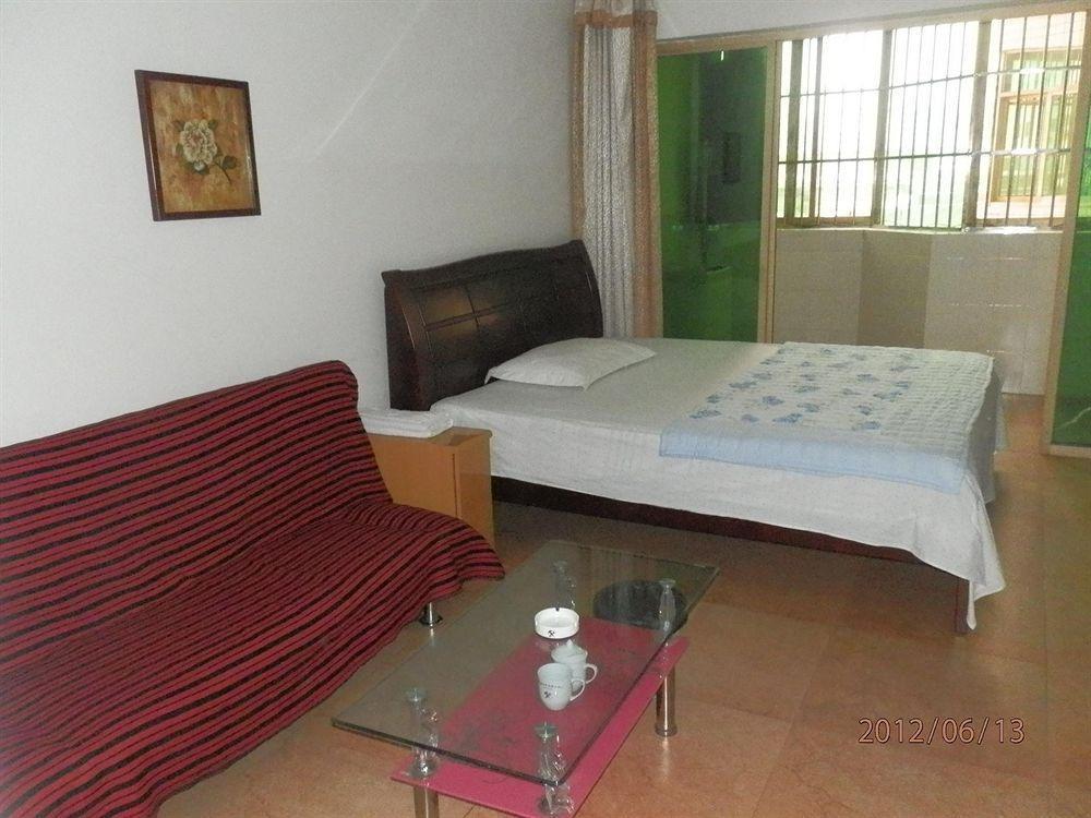 Xingfu Hotel Нанинг Екстериор снимка